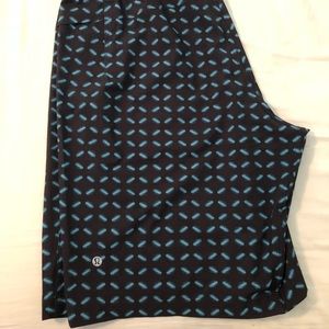 Lululemon shorts XL